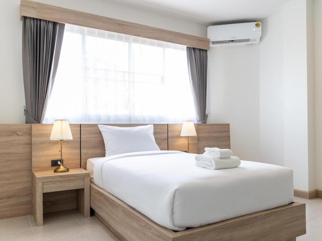 B2 Phitsanulok Boutique & Budget Hotel Zewnętrze zdjęcie